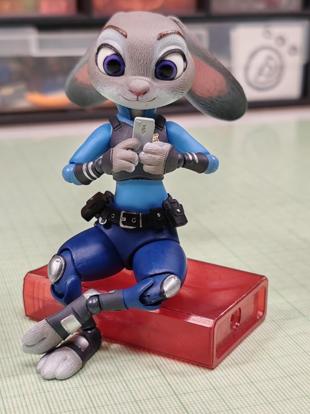 Zootopia Blind Box الحبه بسعر ١٠ دينار